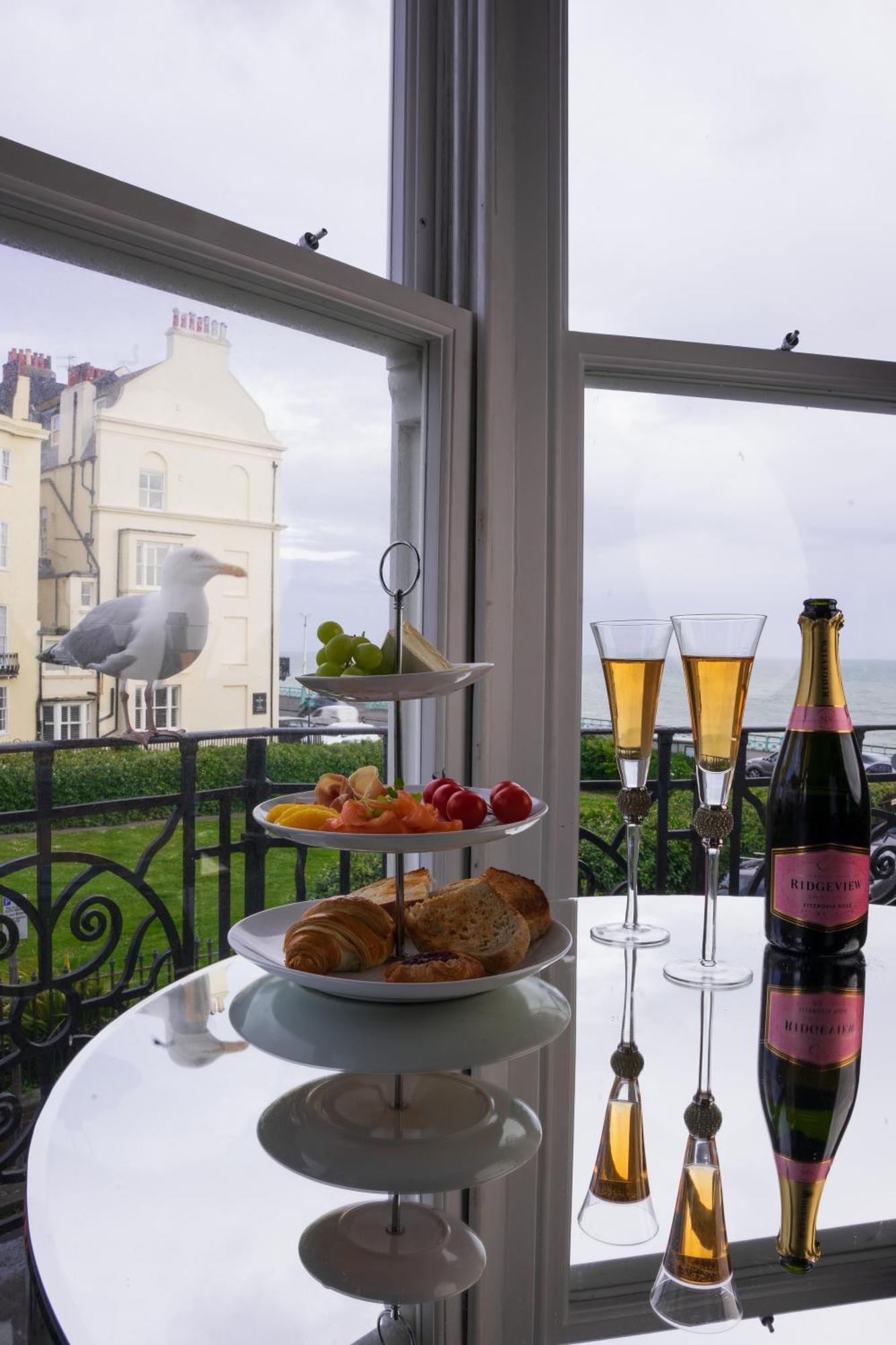 Square Townhouse Hotel Brighton Bagian luar foto